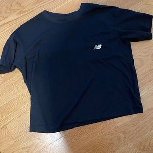 New balance cropped T